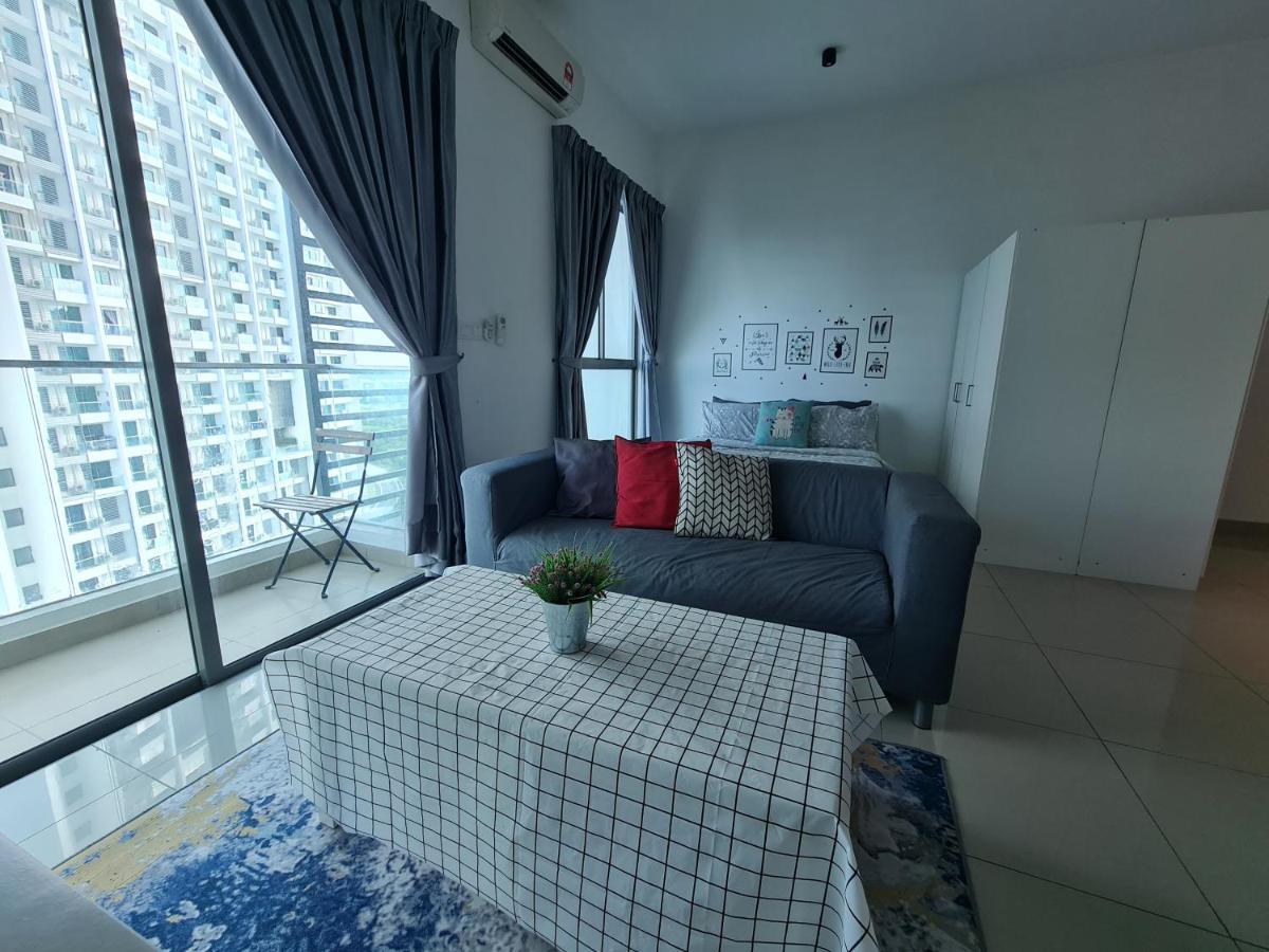 Sweet Homes At Cybersquare Cyberjaya Exterior photo